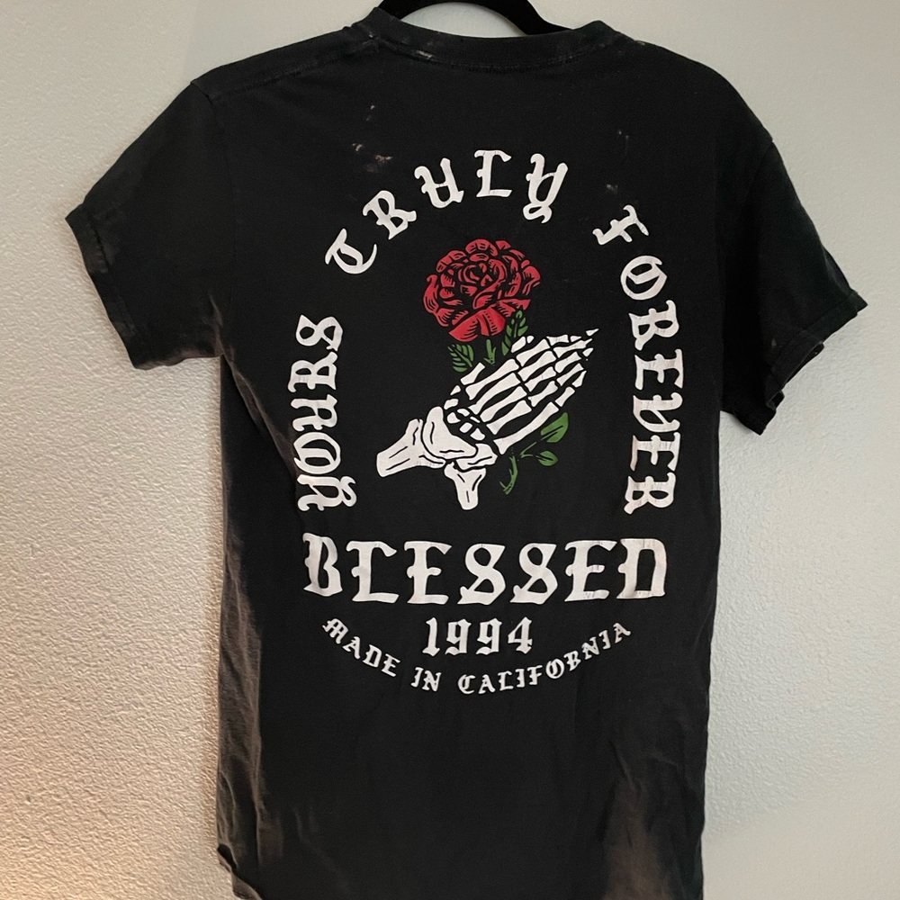 Yours truly tee